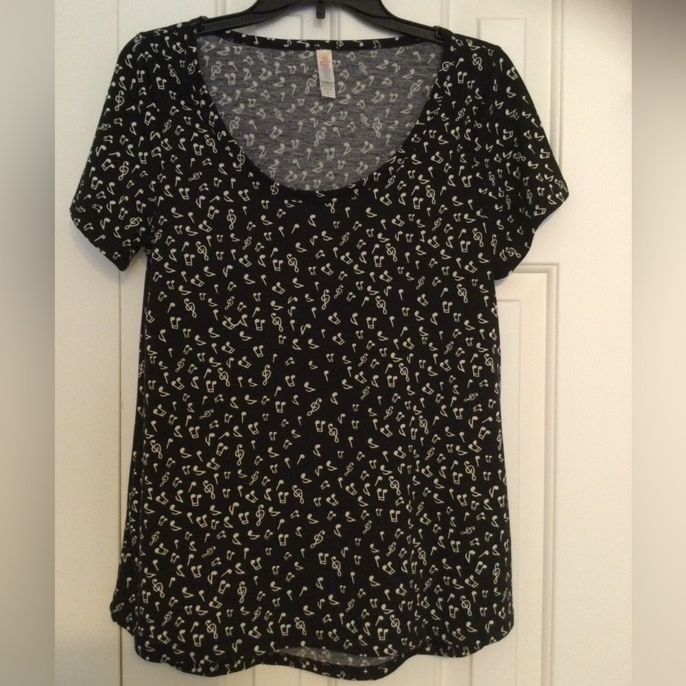 NWOT Lularoe Small B&W Classic T - Musical Notes